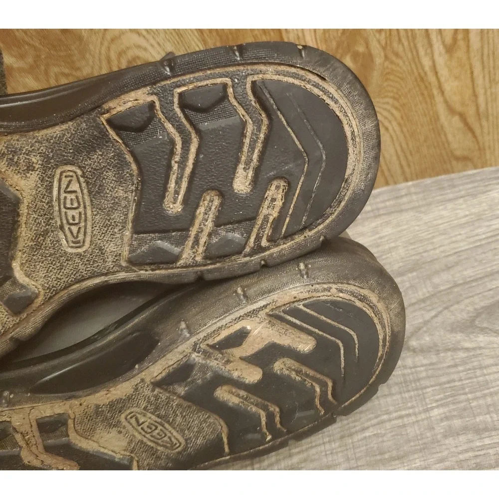 Keen Hikeport II Boots Mid Strap Waterproof Trail Hiking Shoes Youth Size 6 Gray